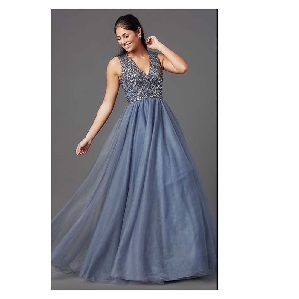 Terani Rhinestone Bodice Blue Gray Prom Dress Tulle Gown Formal Size 2 NWT